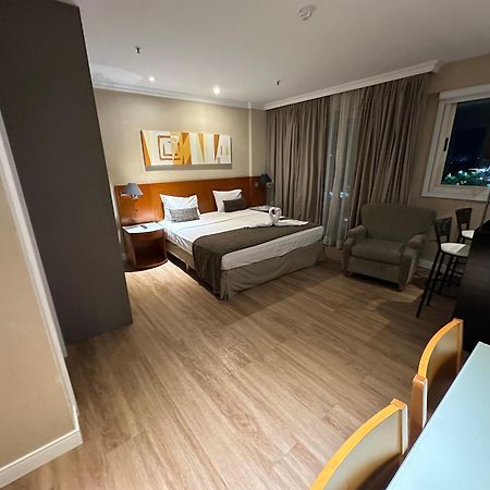 Barra Da Tijuca - 9 - Flat Premium Com Cozinha, Fogao Cooktop, Geladeira Grande, Smart Tv Grande, Lindo E Muitissimo Confortavel, Balsa Para A Praia Gratis E Estacionamento Gratuito ريو دي جانيرو المظهر الخارجي الصورة