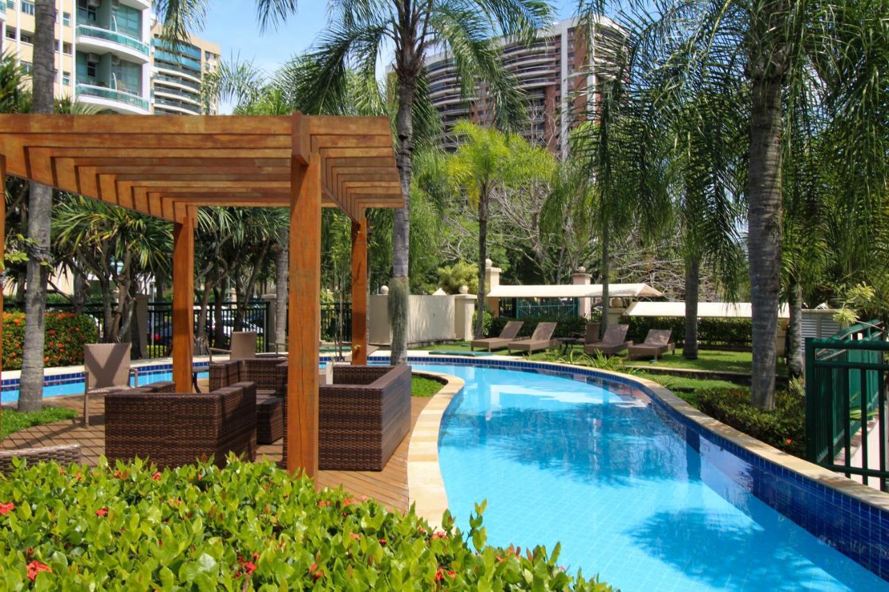 Barra Da Tijuca - 9 - Flat Premium Com Cozinha, Fogao Cooktop, Geladeira Grande, Smart Tv Grande, Lindo E Muitissimo Confortavel, Balsa Para A Praia Gratis E Estacionamento Gratuito ريو دي جانيرو المظهر الخارجي الصورة