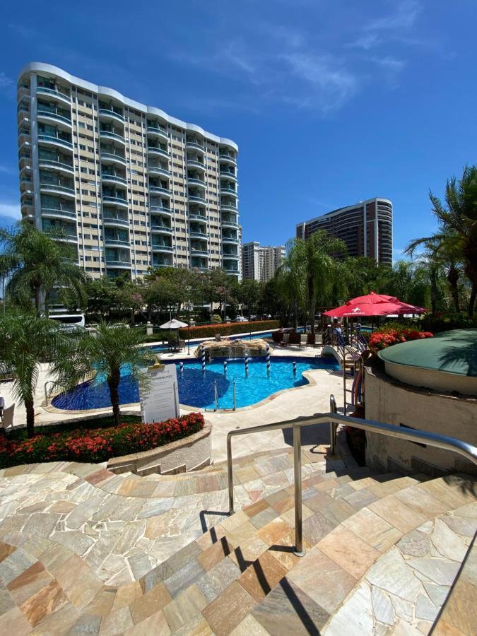 Barra Da Tijuca - 9 - Flat Premium Com Cozinha, Fogao Cooktop, Geladeira Grande, Smart Tv Grande, Lindo E Muitissimo Confortavel, Balsa Para A Praia Gratis E Estacionamento Gratuito ريو دي جانيرو المظهر الخارجي الصورة