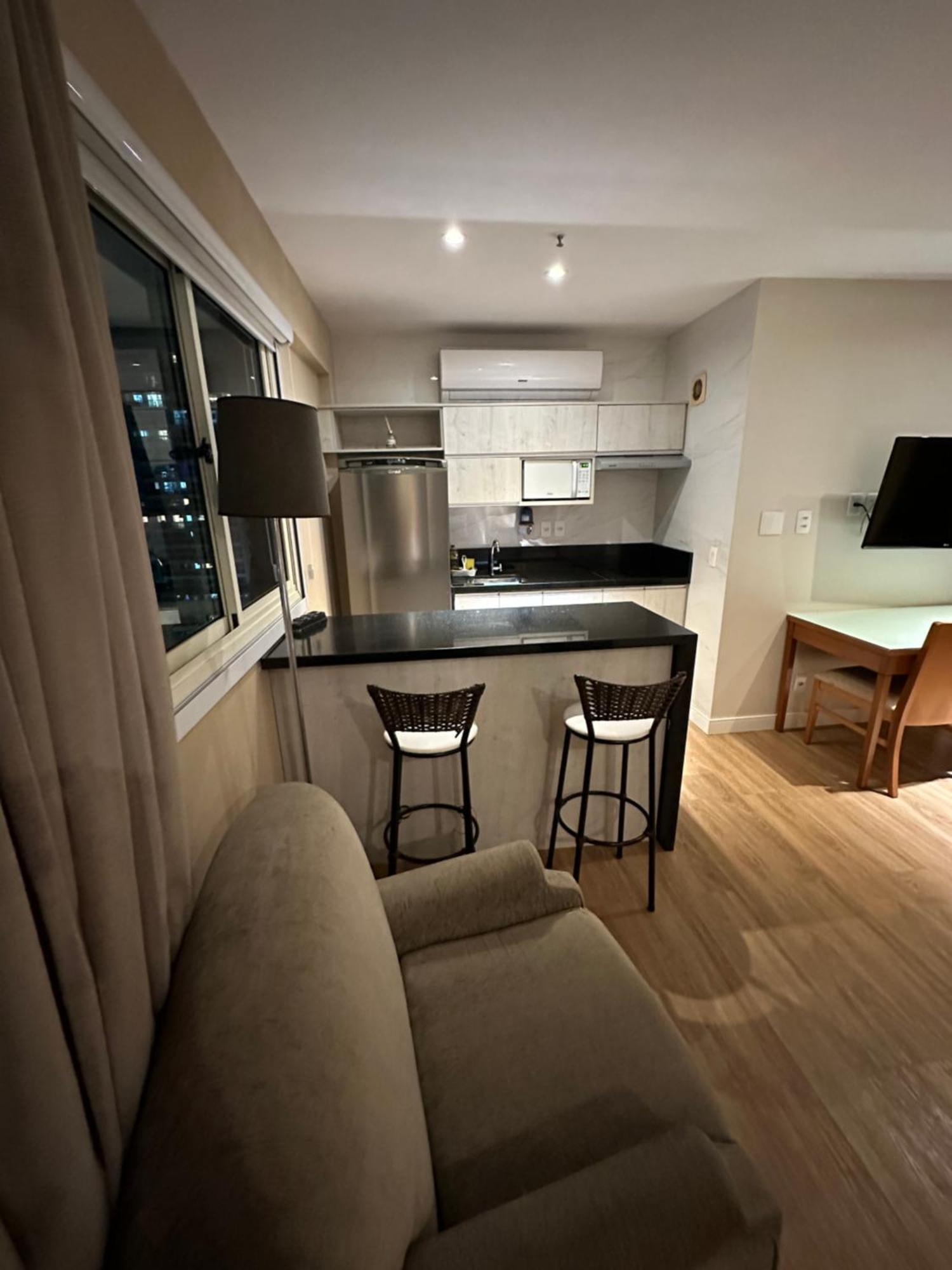 Barra Da Tijuca - 9 - Flat Premium Com Cozinha, Fogao Cooktop, Geladeira Grande, Smart Tv Grande, Lindo E Muitissimo Confortavel, Balsa Para A Praia Gratis E Estacionamento Gratuito ريو دي جانيرو المظهر الخارجي الصورة